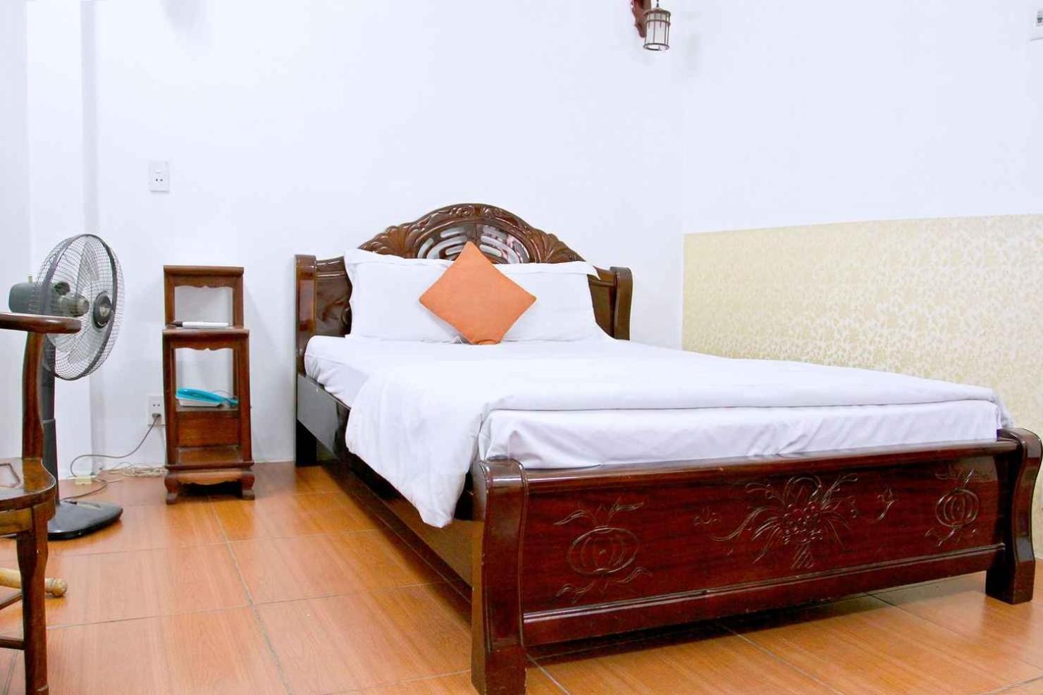 Hoang Cuong Hotel 15 Nguyen Thai Hoc - Hanoi — Photos 3